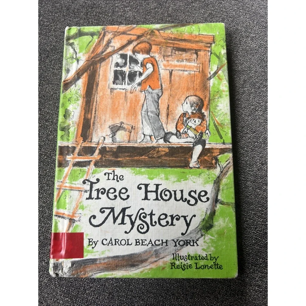 The Tree House Mystery by York, Carol Beach, Good Book